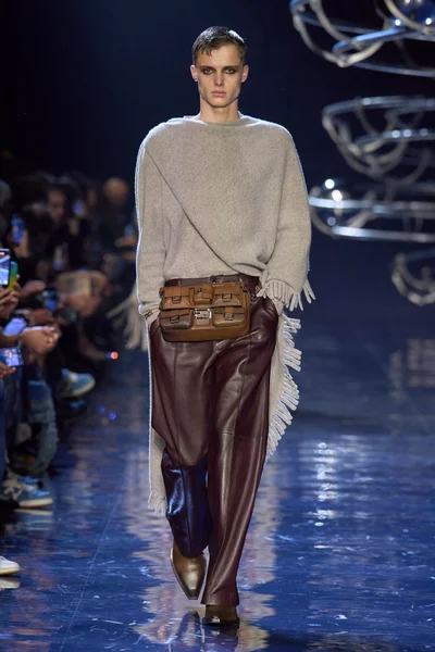 Look 6